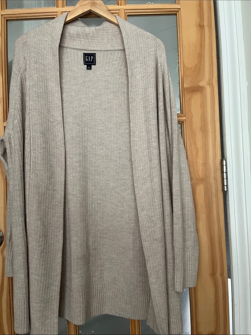 GAP extra fine Merino Wool blend  long Cardigan grandma oatmeal cream knit EUC
